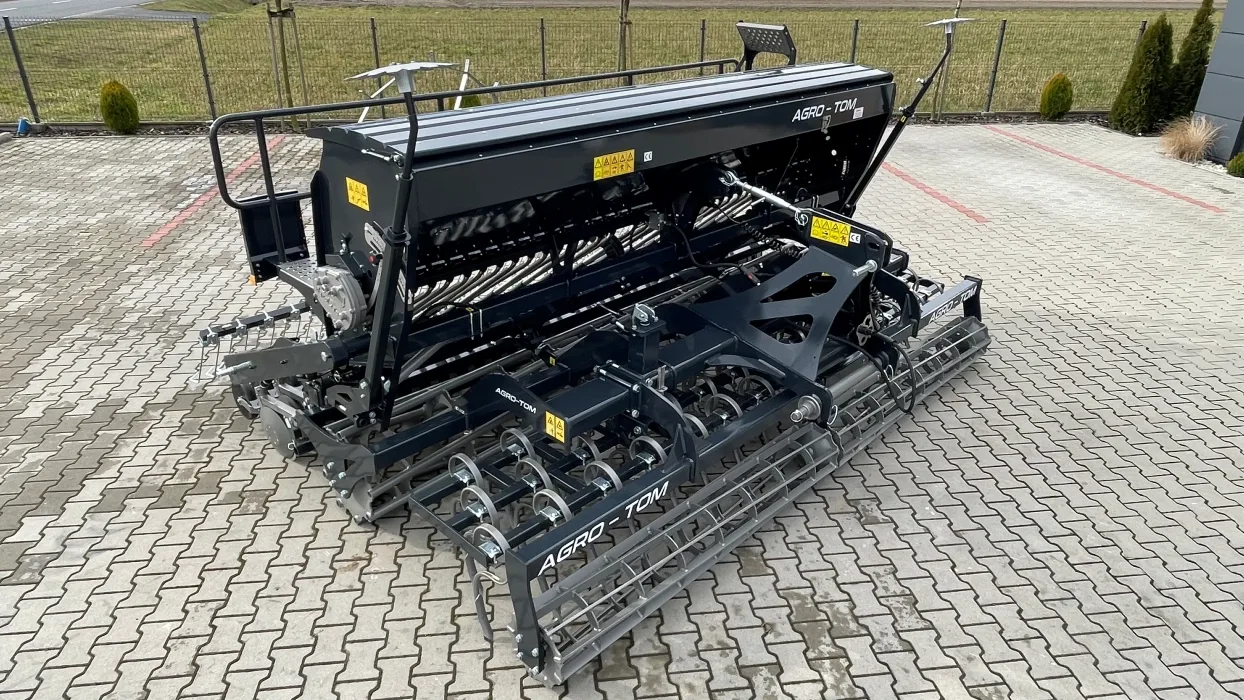 Siewnik Agro-Tom upsn